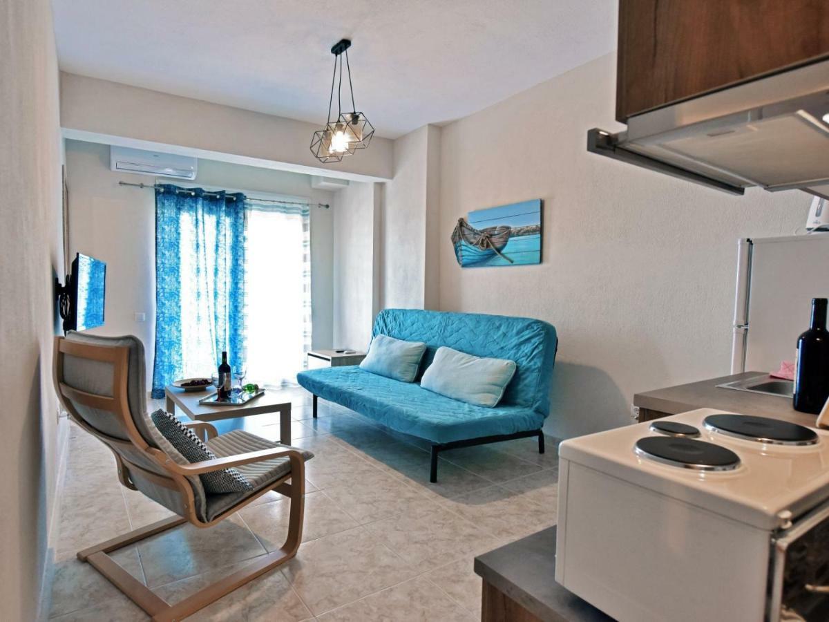 Iris Sunset Apartments - Nea Potidea Halkidiki المظهر الخارجي الصورة